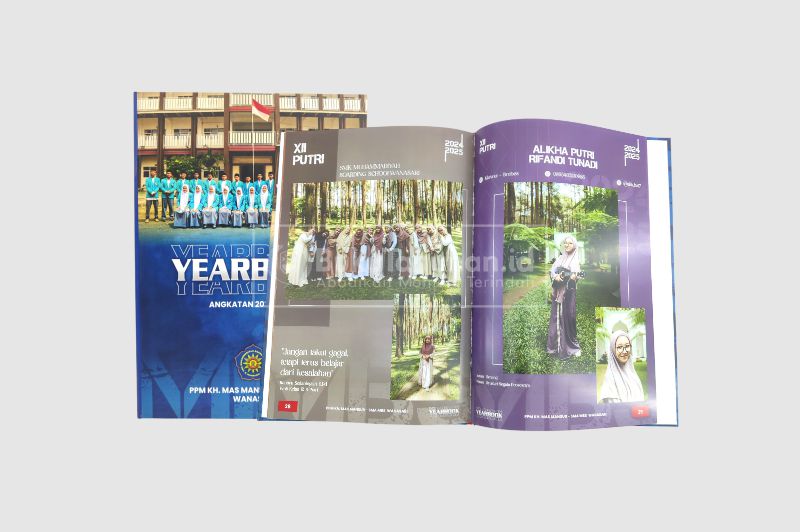 Buku Tahunan Eksklusif Custom